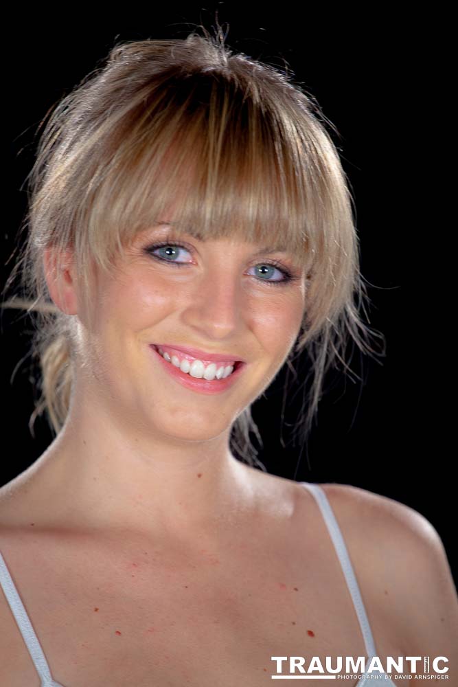 I met T'Lane through a session I shot for a friend of hers on Manhattan Beach. She was absolutely gorgeous and I was thrilled that she agreed to shoot with me.